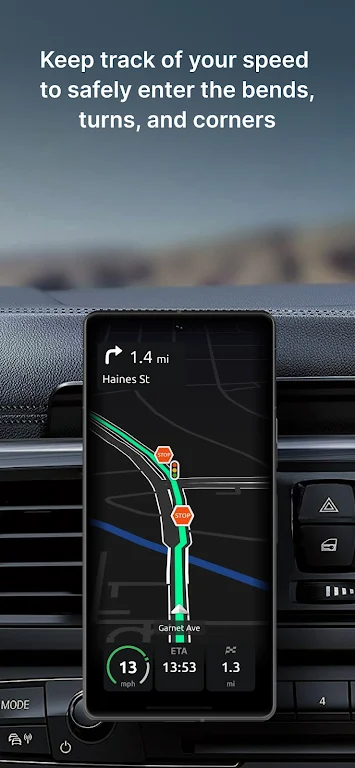 HUDWAY Go: Navigation with HUD